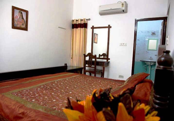 Hotel Sanjay Villas